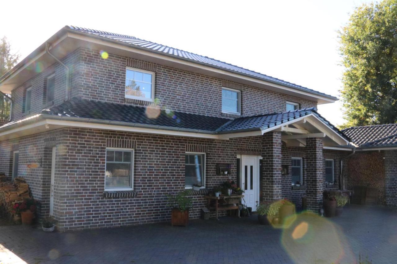 Ferienwohnung Am Schippstroth Wiefelstede المظهر الخارجي الصورة
